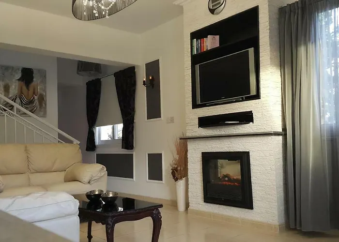 Holiday home Ivoton Paphos